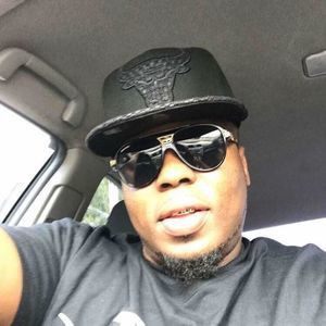 Meet your Posher, Travis